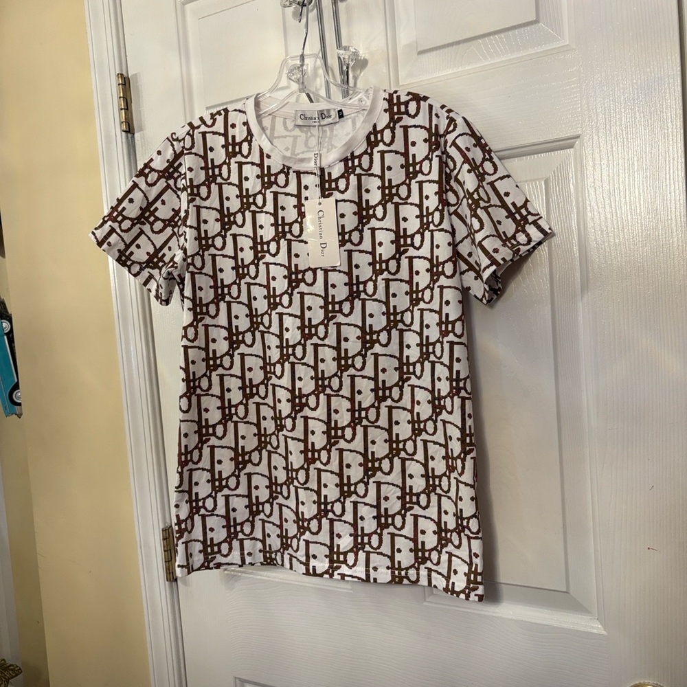 Christian Dior - Tee shirt -Size medium - with tag